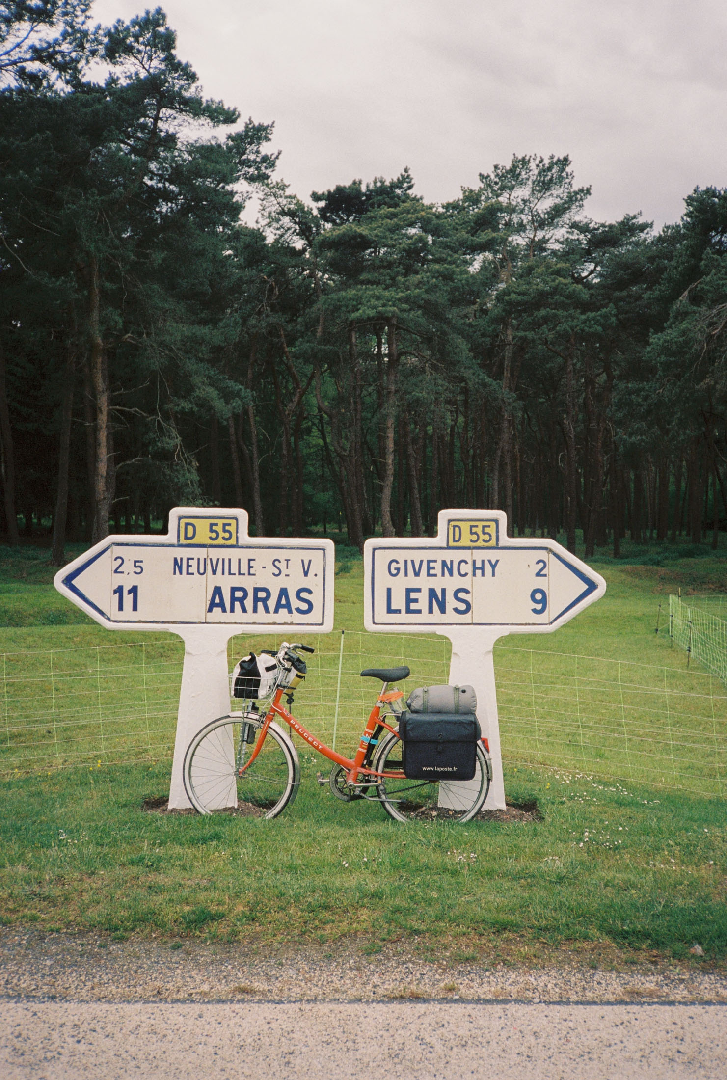 Hem à Us, micro-aventure vélo bikepacking et seconde main acheté chez Emmaüs