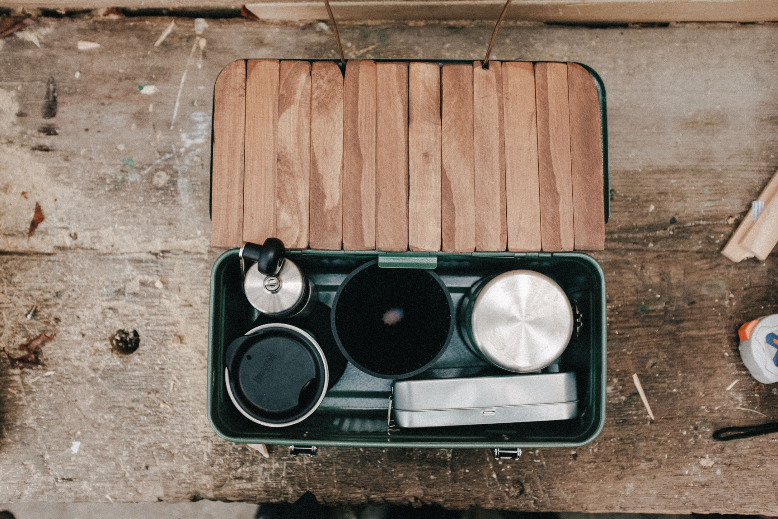 J'ai fabriqué une tablette en bois pour ma lunch box Stanley