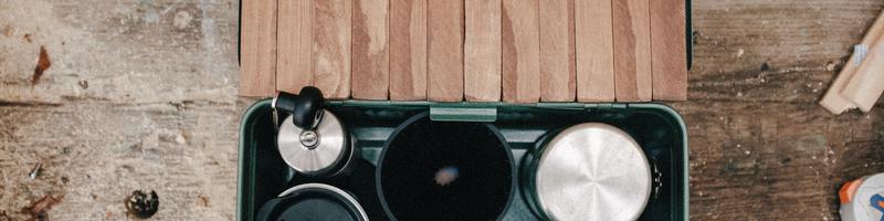 J'ai fabriqué une tablette en bois pour ma lunch box Stanley